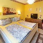 Am Bodensee Mit Garten Und Terrasse By Interhome Holiday home Radolfzell am Bodensee