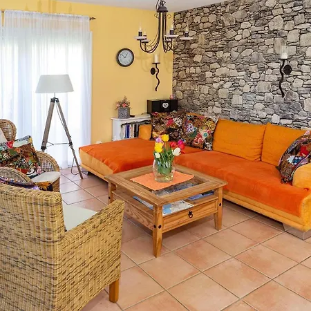 Am Bodensee Mit Garten Und Terrasse By Interhome Holiday home Radolfzell am Bodensee