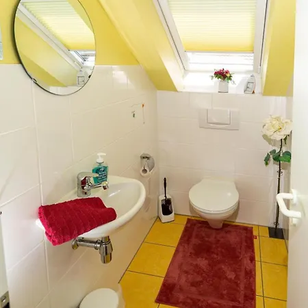 Am Bodensee Mit Garten Und Terrasse By Interhome Дом отдыха Радольфцелль (Бодензее)